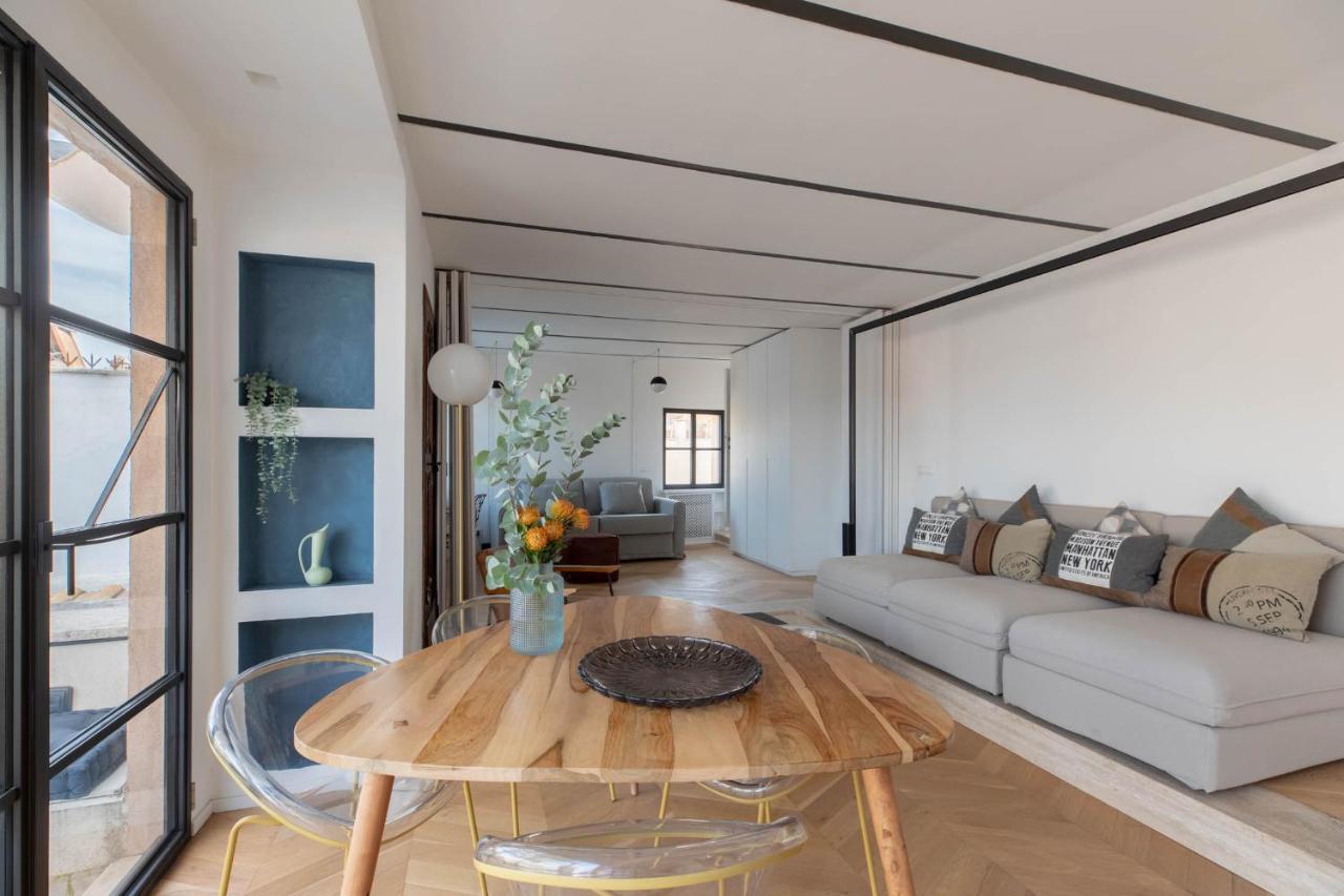 Iflat Navona's Penthouse With Stunning View Rom