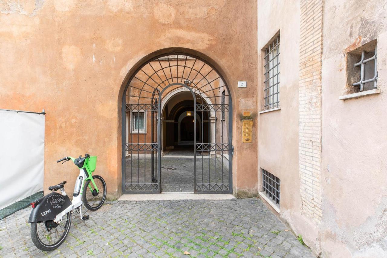 Iflat Navona's Penthouse With Stunning View Apartment Rom